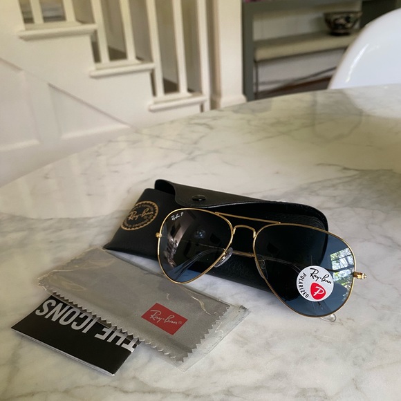 BRAND NEW NEVER WORN Ray Bans